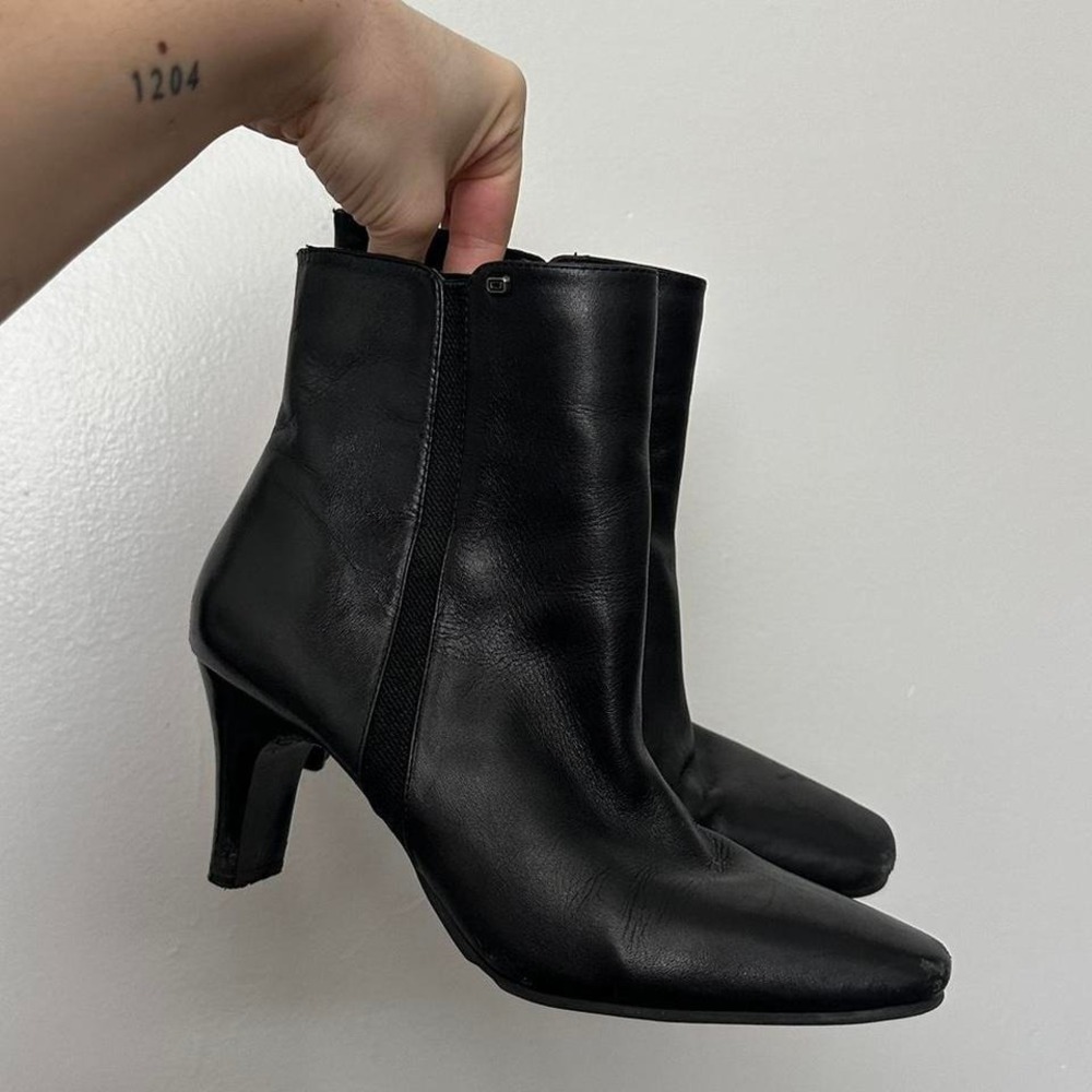 Bandolino black square toed ankle boots